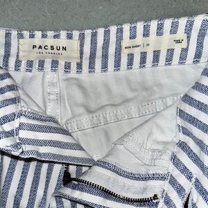 SHORTS PacSun 🌸 Blue and White Striped 🌸 Thicker 100% cotton